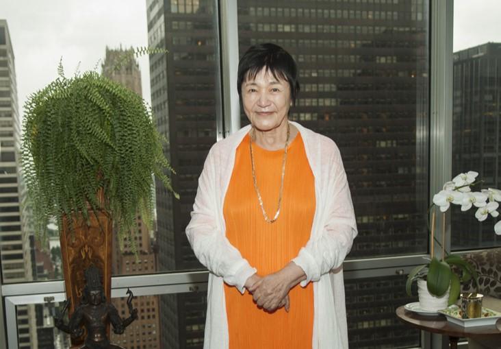 Well-wishers welcome Yogmata Keiko Aikawa, First Female Siddha Master, to NYC ahead of Fall Darshan and Diksha event, offering rare blessings and Himalayan teachings.