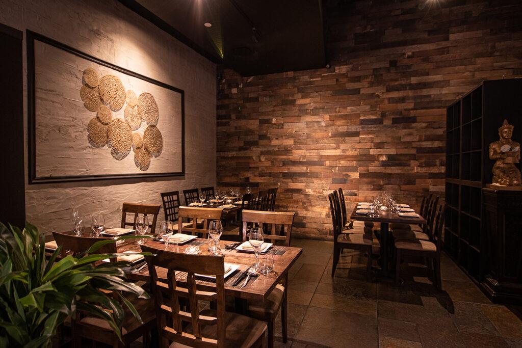 Discover Sabai Thai in Midtown NYC, where authentic Thai cuisine meets creative cocktails in a laid-back atmosphere. Enjoy rich flavors, warm hospitality, and culinary happiness!