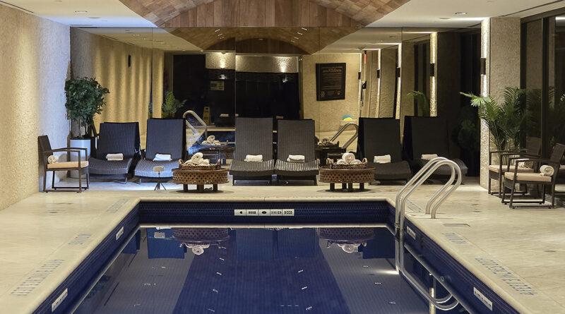 Discover The Marmara Park Avenue, a stylish urban oasis in NYC offering luxurious rooms, top-tier service, a rooftop bar, spa, and gourmet dining for a quintessential city stay.
