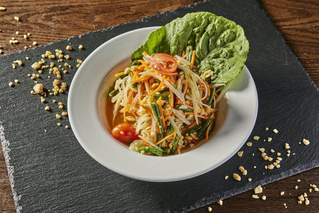 Discover Sabai Thai in Midtown NYC, where authentic Thai cuisine meets creative cocktails in a laid-back atmosphere. Enjoy rich flavors, warm hospitality, and culinary happiness!