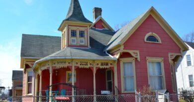 historic home restoration grants