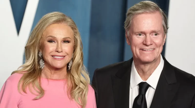 kathy hilton net worth