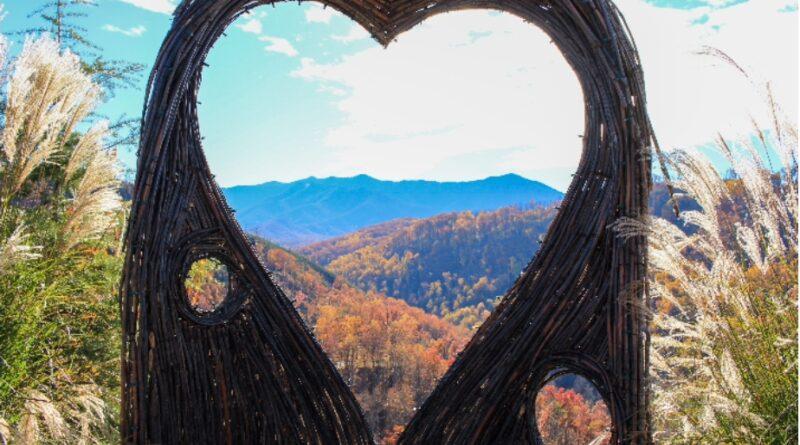 A Smoky Mountains Trip for Two: Ten Things Every Couple Should Try