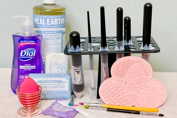 How to clean makeup brushes and tools effectively