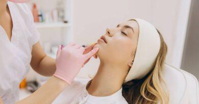 Why Hyaluronic Acid Is the Preferred Lip Filler Ingredient