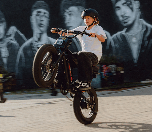 How Fat Tire and Moped-Style E-Bikes Are Influencing Modern Street Culture