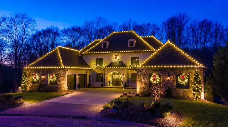 Create Holiday Magic with Professional Christmas Light Installation
