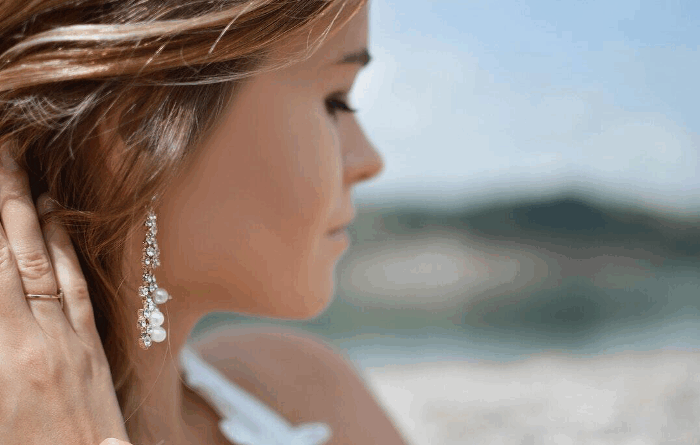 Elevate Your Look: Elegant Earrings That Never Go Out of Style