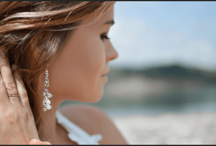 Elevate Your Look: Elegant Earrings That Never Go Out of Style