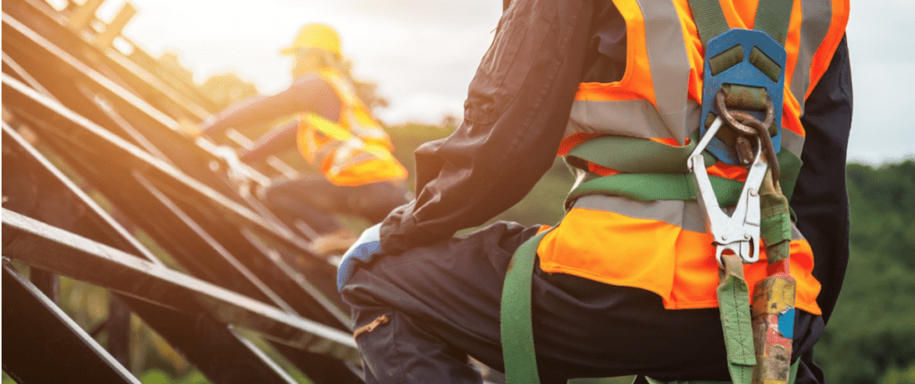 Engineered Fall Protection vs. Traditional Safety Measures: What’s the Difference?