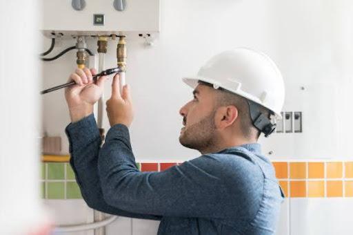 Is Your Water Heater Struggling? Here's When to Call the Experts