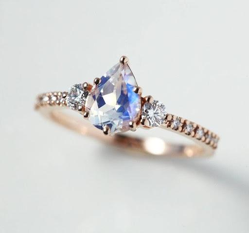 Moonstone Ring Shapes and Their Beauty