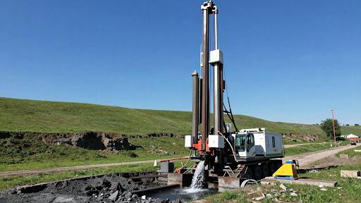 How Innovative Borehole Mining Reduces the Environmental Footprint of Silica Extraction