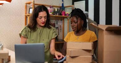 The Psychology Behind Product Customization And Online Buying Decisions