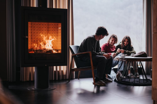 How to Host Relaxed Winter Gatherings With Friends and Family