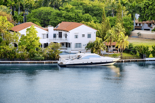 How to Evaluate Miami Waterfront Condos
