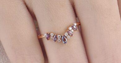 Top Tips for Choosing the Perfect Curved Wedding Band