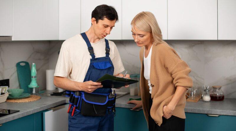 How does Charlotte, NC's water damage restoration service keep your home safe?