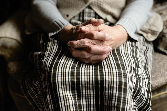 Signs Your Parent May Need Extra Help at Home