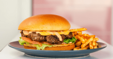 Tin & Tallow: Hilton Head's Gourmet Burger Destination