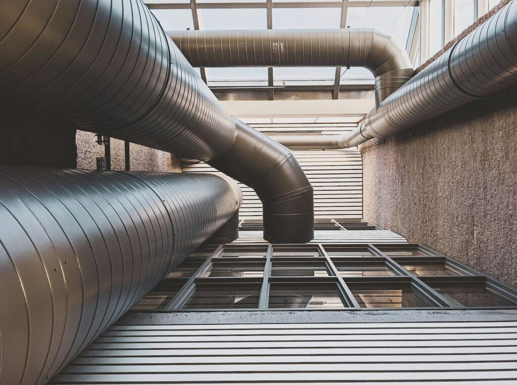 What’s Included in a Commercial Air Conditioning Maintenance Plan?