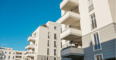 When Tenants Pay Late: Practical Tips for Property Owners
