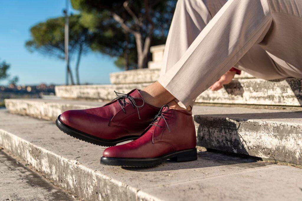 Seasonal Stature: Choosing the Right Elevator Shoes for Summer and Winter