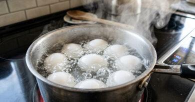 how long to boil eggs