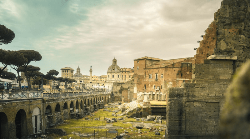 A Traveler’s Guide to Experiencing History Through Europe’s Greatest Cities