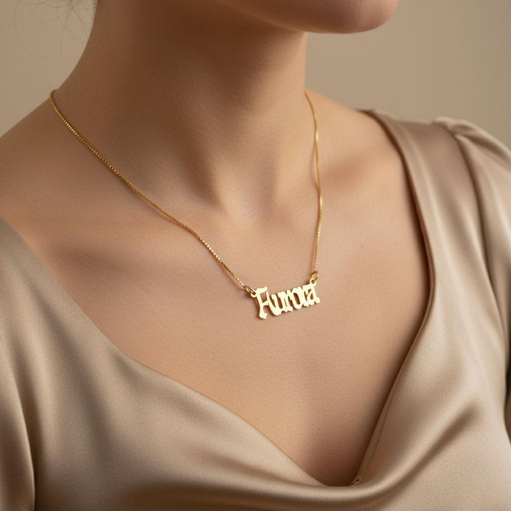 The Perfect Personalized Gift: Why Name Necklaces Are So Meaningful