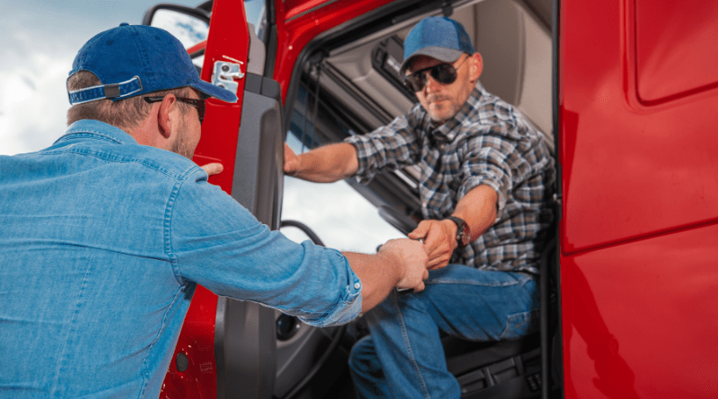 7 Fuel Efficiency Tips for Commercial Truck Drivers