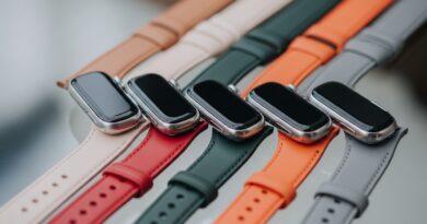The Best Apple Watch Bands for a More Polished Everyday Look