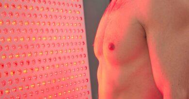 Is Red Light Therapy Safe? A Clear-Eyed Look at the Wellness Tool Everyone's Talking About