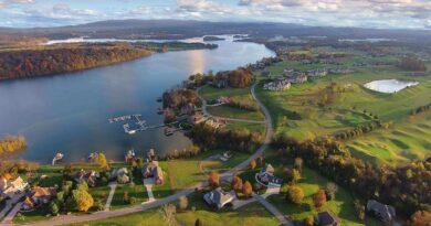 Tellico Lake, the Hidden Jewel of East Tennessee That Has Retirees Trading the Coast for the Mountains