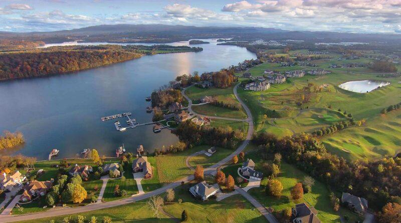 Tellico Lake, the Hidden Jewel of East Tennessee That Has Retirees Trading the Coast for the Mountains