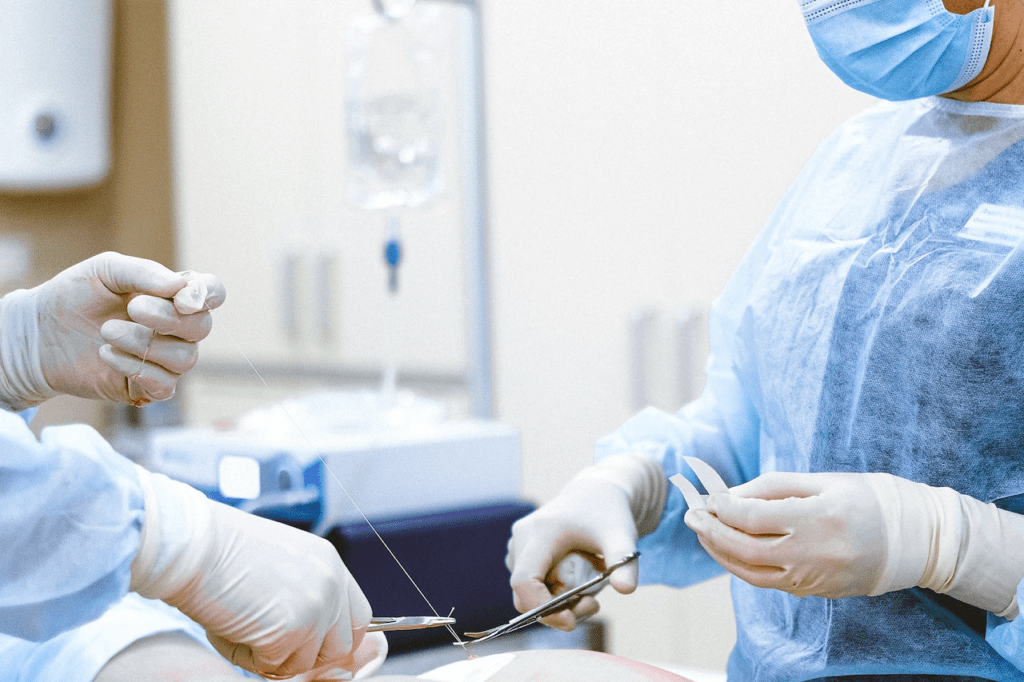 How Search Rankings Influence Patient Trust in Plastic Surgery Practices 