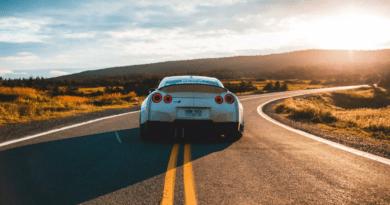 One Way Car Rental Guide: NYC, Miami, Costs & Booking Tips