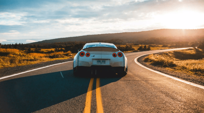 One Way Car Rental Guide: NYC, Miami, Costs & Booking Tips
