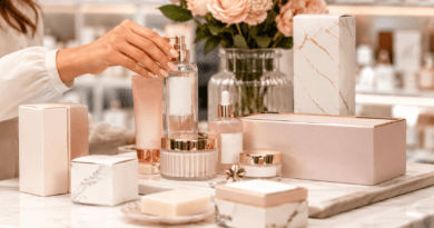 How Cosmetic Packaging Influences Beauty Product Sales and Brand Perception