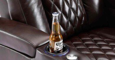 Brown vs. Traditional Colors: Elevating Home Theater Seating Trends