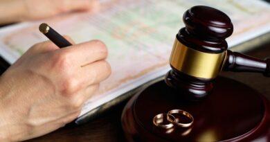 The Hidden Layer Behind Choosing Legal Representation in Family Matters