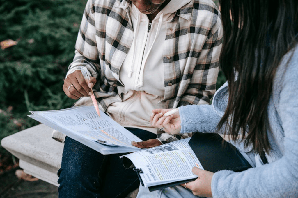 How to Choose the Right Nursing Track in 2026: CNA, LPN, RN, BSN, or NP?