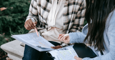 How to Choose the Right Nursing Track in 2026: CNA, LPN, RN, BSN, or NP?