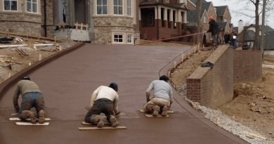 How to Prevent Concrete Driveways From Cracking in Hot & Wet Climates
