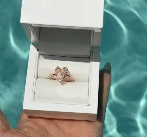 Aruba Engagement Rings: Proposing on a Caribbean Vacation and What to Know