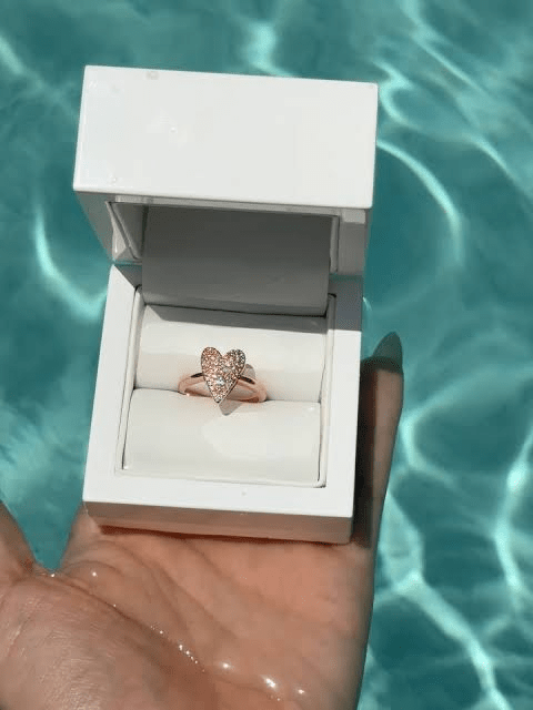 Aruba Engagement Rings: Proposing on a Caribbean Vacation and What to Know