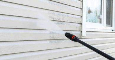 House Power Washing vs. Soft Washing: Which Method Is Right for Your Siding?