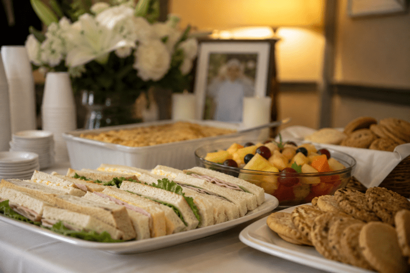 Food for Memorials: Thoughtful Menu Ideas for Family and Friends