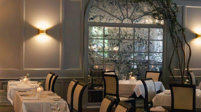 How Chef-Driven Menus Make Private Dinners Feel More Personal and Elevated