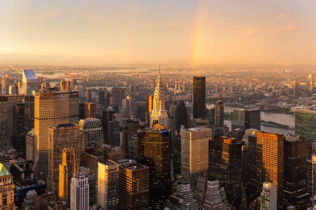 The Penthouse Effect: Why Manhattan Buyers Pay Record Prices